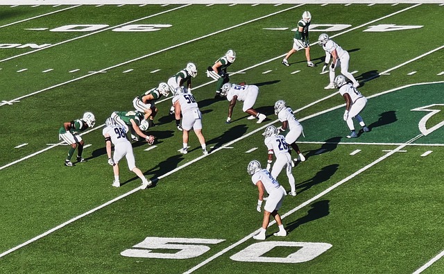 在此背景下 在此背景下